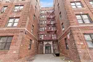 featured image of 4333 48th St Apt 1a