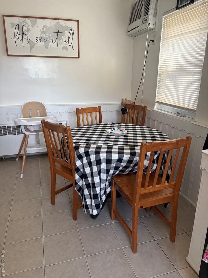 344 E Penn St - Photo 4 of 17