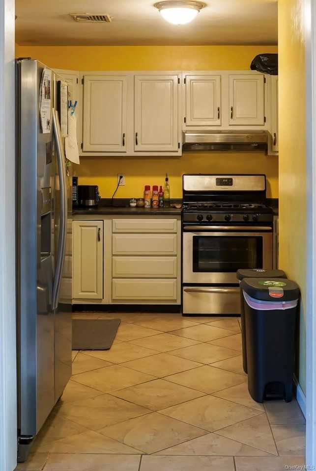 104 Zugibe Ct - Photo 4 of 23