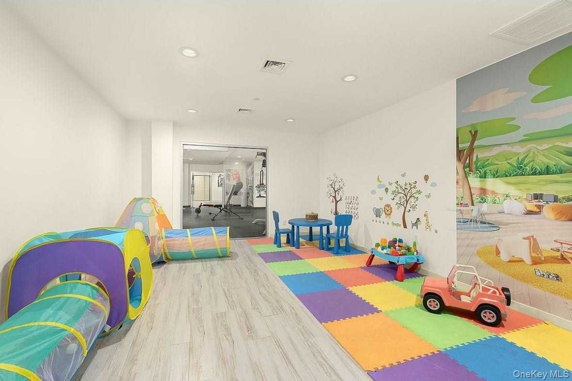 1450 110th St - Photo 4 of 4