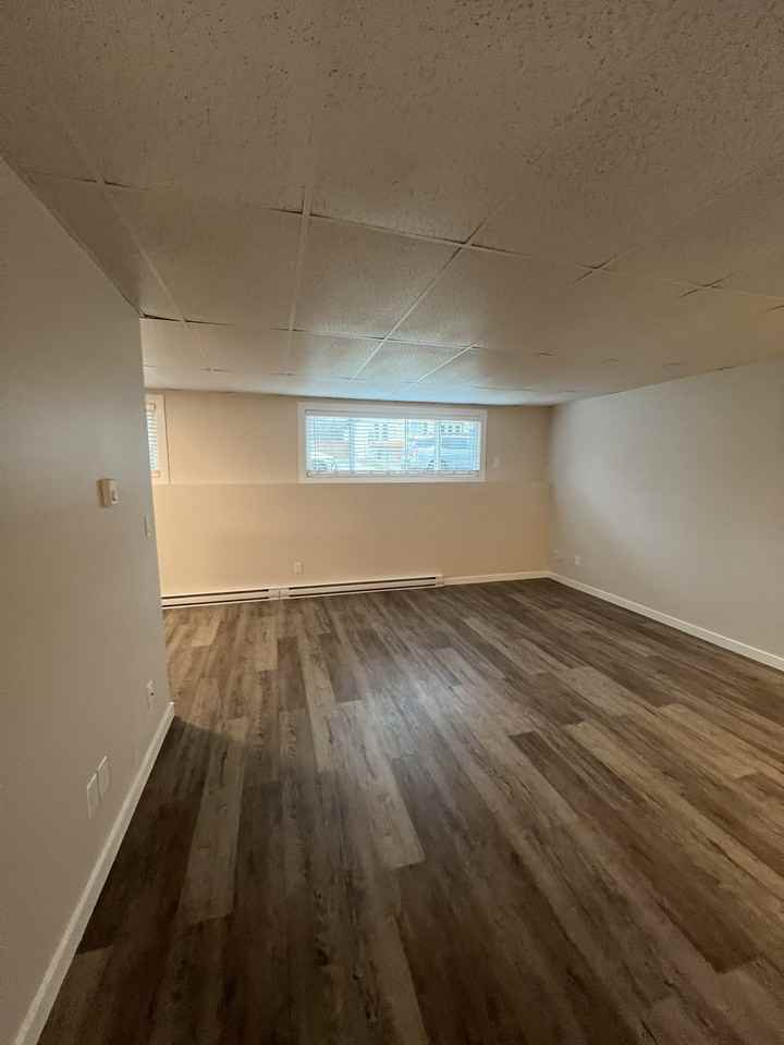 1604 45 St4 #4 - Photo 3 of 10