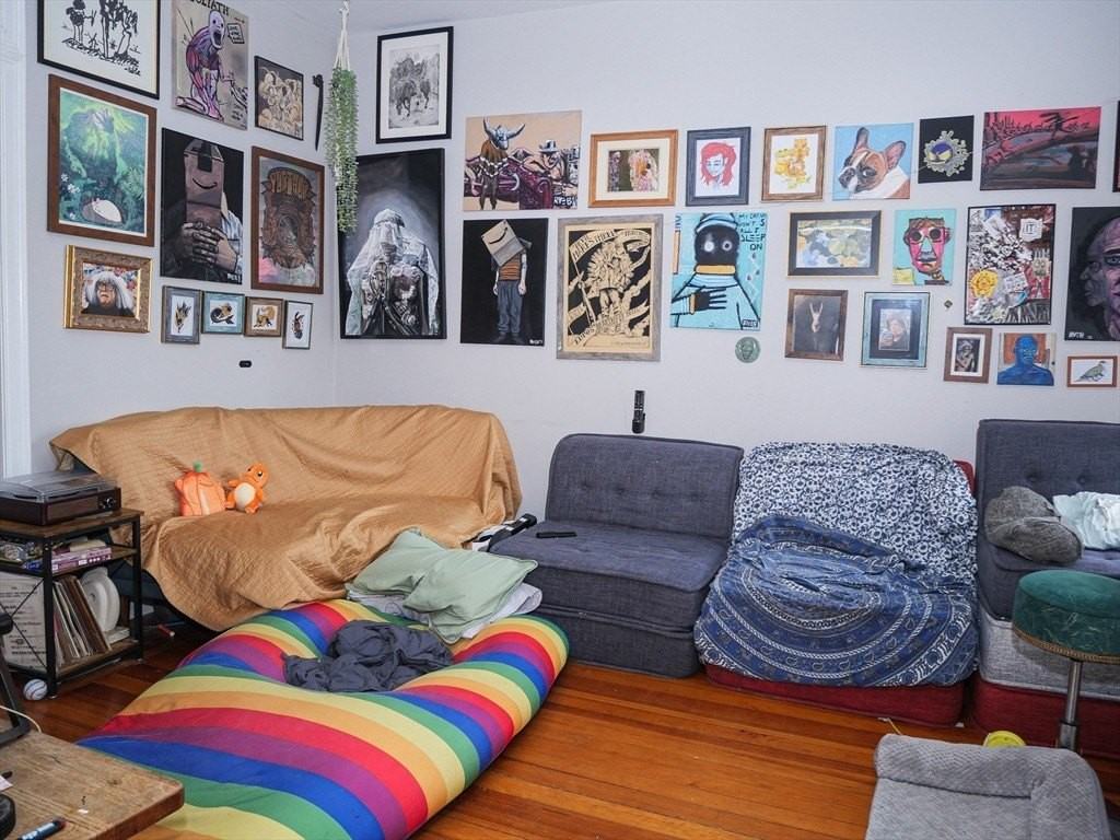 16 Chestnut Hill Ave Apt 2 - Photo 4 of 10