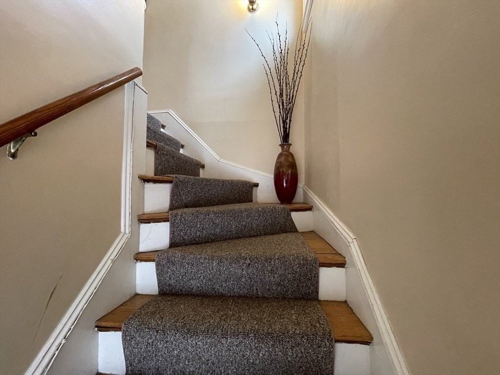 29 Springfield St Unit 29 - Photo 3 of 28