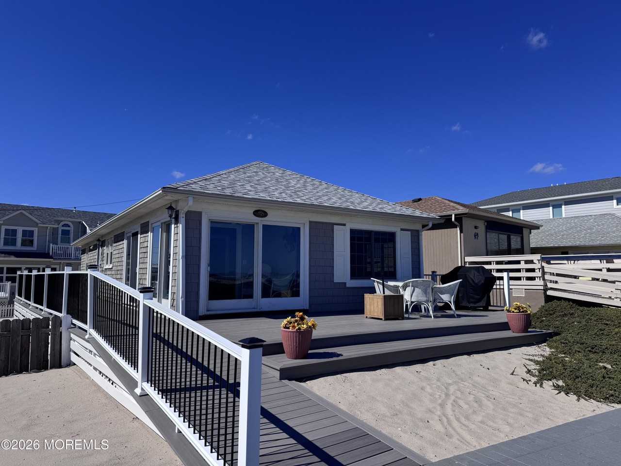 115 Boardwalk - Photo 4 of 23