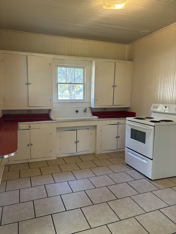 157 Marie St #1 - Photo 2 of 14