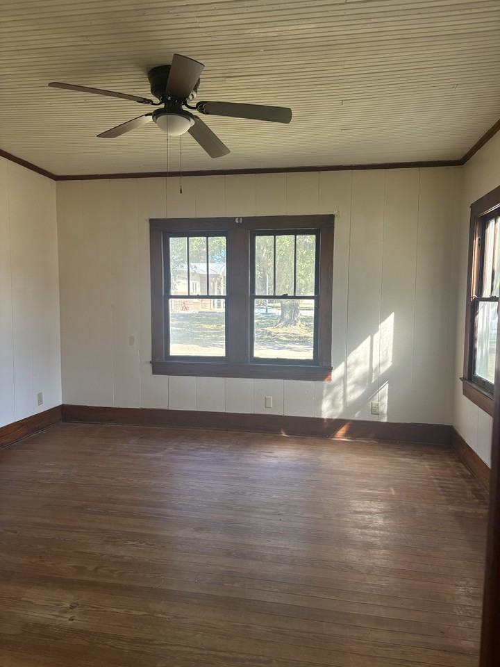 157 Marie St #1 - Photo 4 of 14