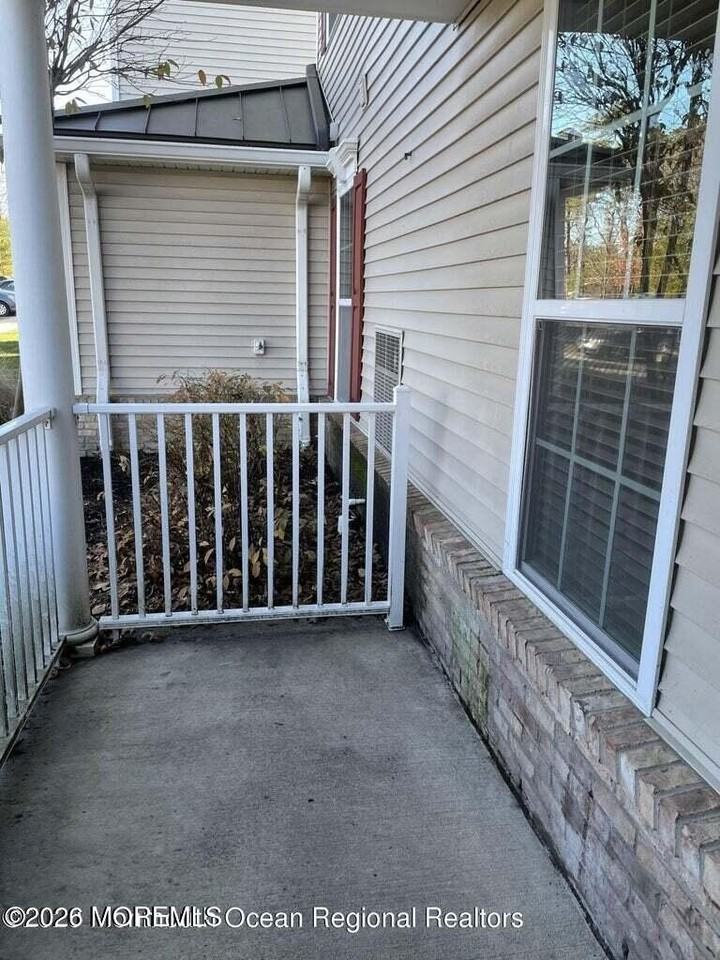 610 Sophee Ln - Photo 7 of 28