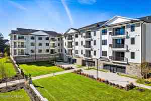 featured image of 298 Westwood Ave Unit 211