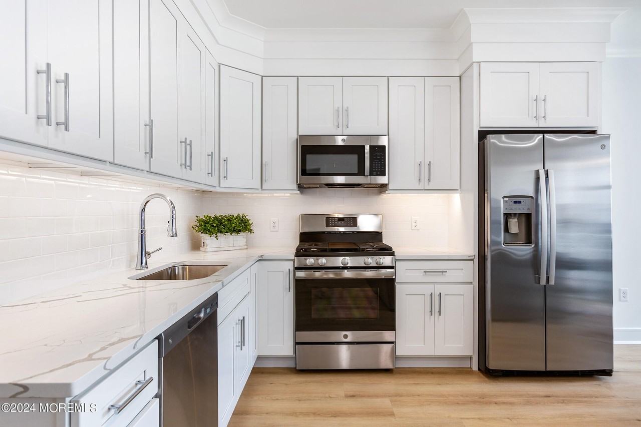 298 Westwood Ave Unit 219 - Photo 7 of 21