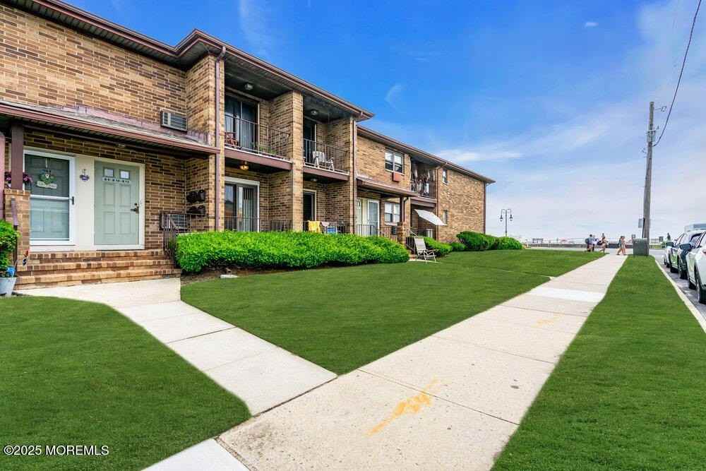 1501 Ocean Ave #B9 - Photo 3 of 26