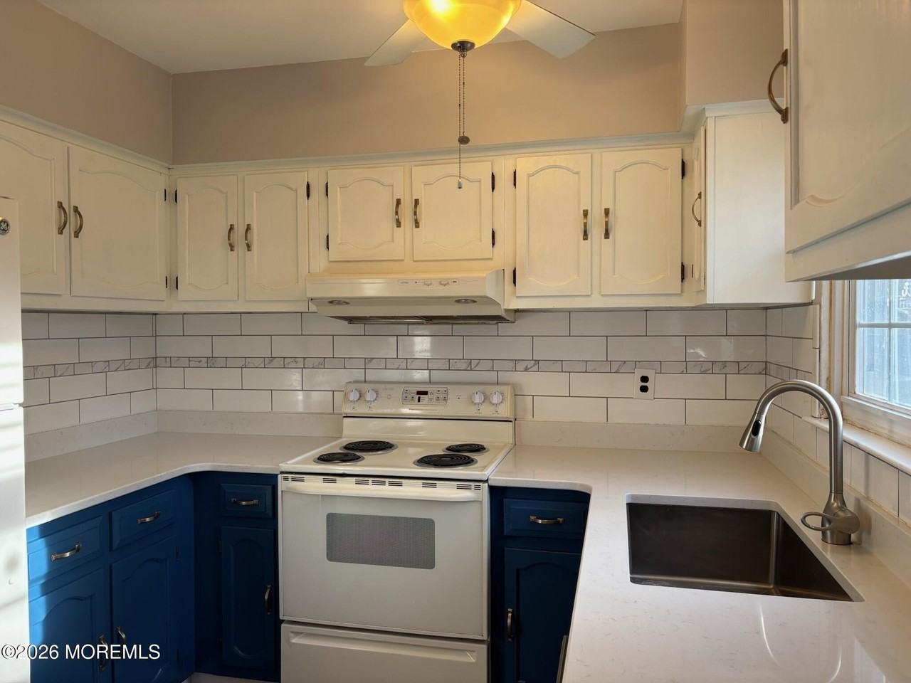 2 Bristol St Unit A - Photo 5 of 17