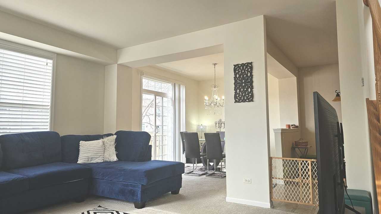 1268 Bradley Cir - Photo 3 of 25