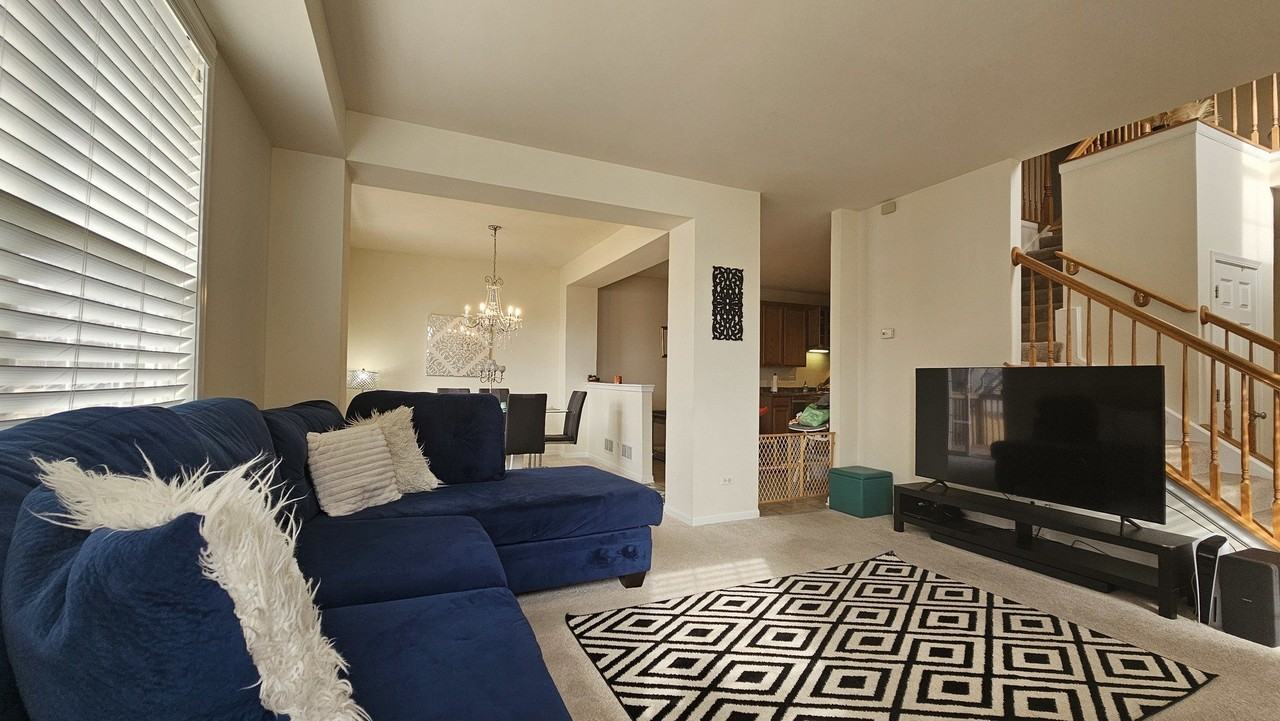 1268 Bradley Cir - Photo 5 of 25