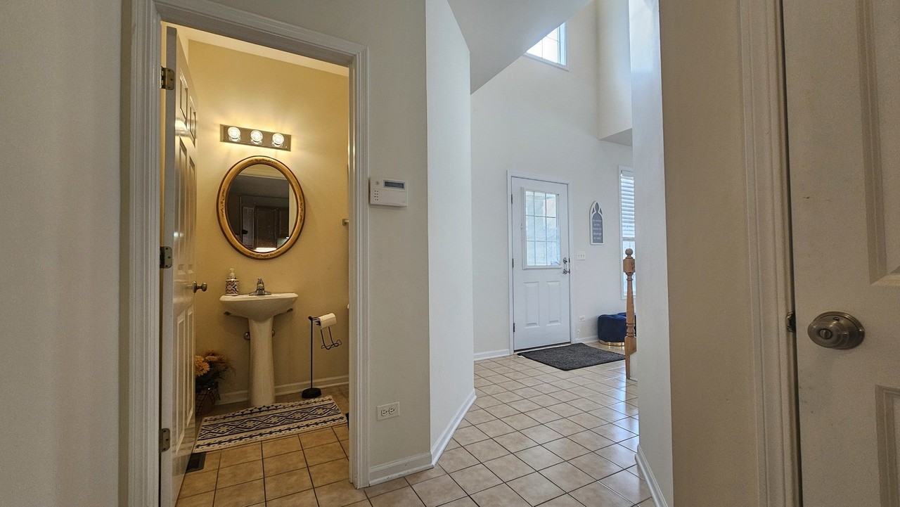 1268 Bradley Cir - Photo 7 of 25