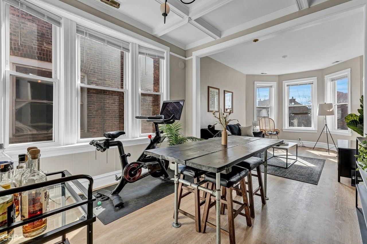 2346 W Thomas St #3F - Photo 4 of 11
