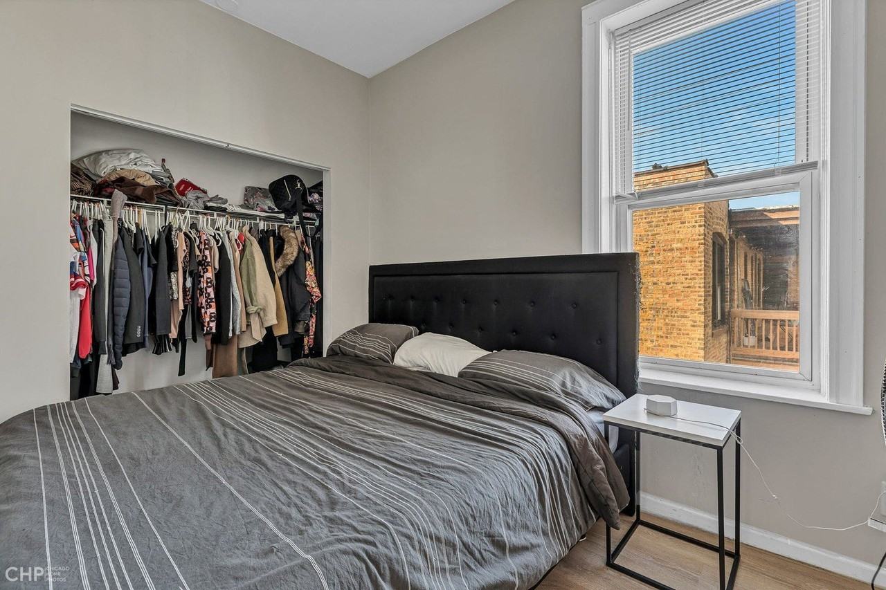 2346 W Thomas St #3F - Photo 7 of 11