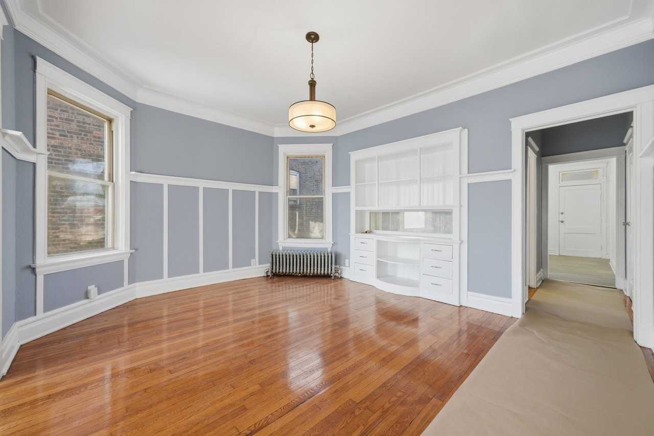 7442 S Langley Ave Unit 2 - Photo 2 of 7