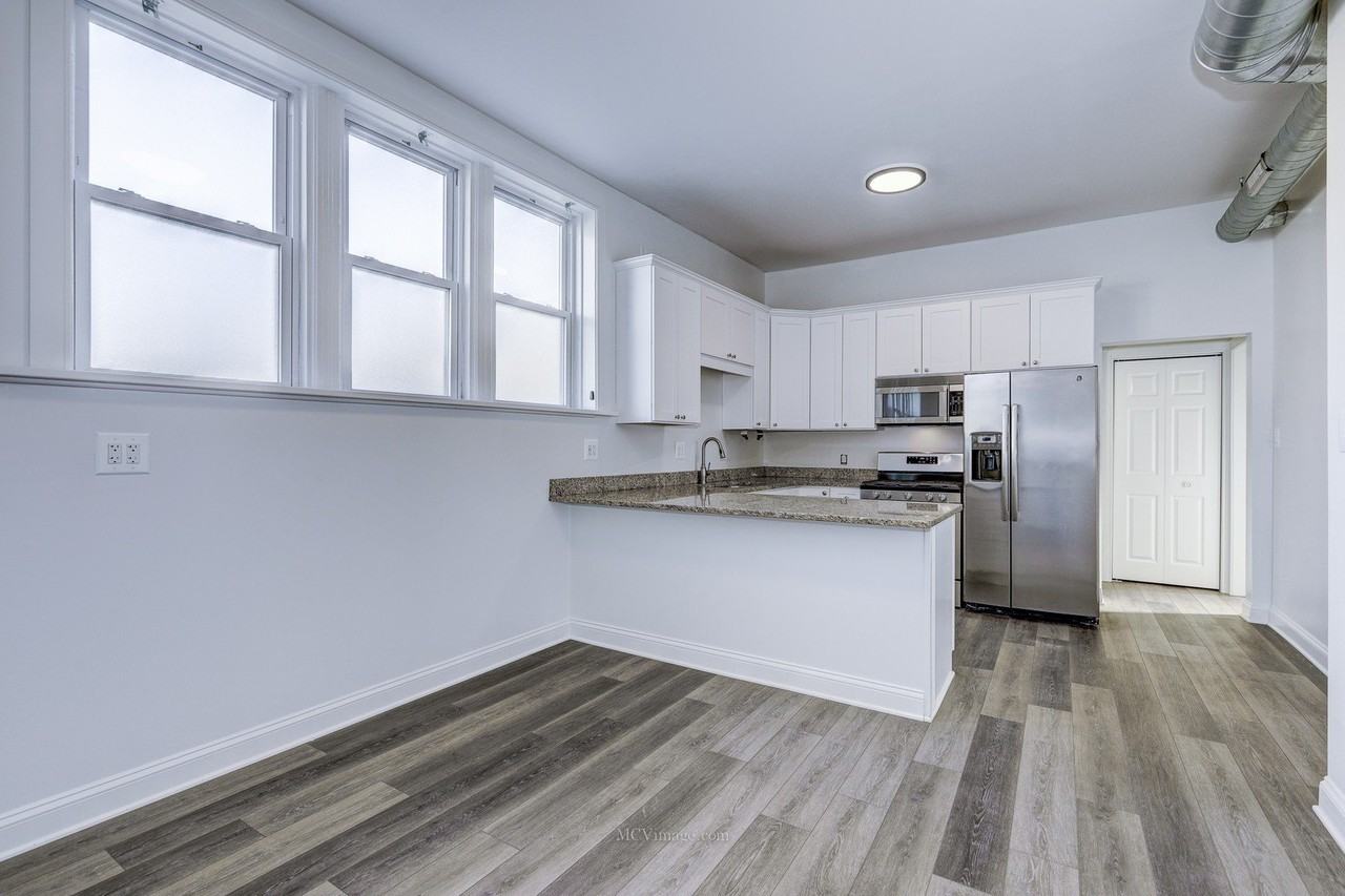 224 Lemont St Unit 5 - Photo 4 of 21