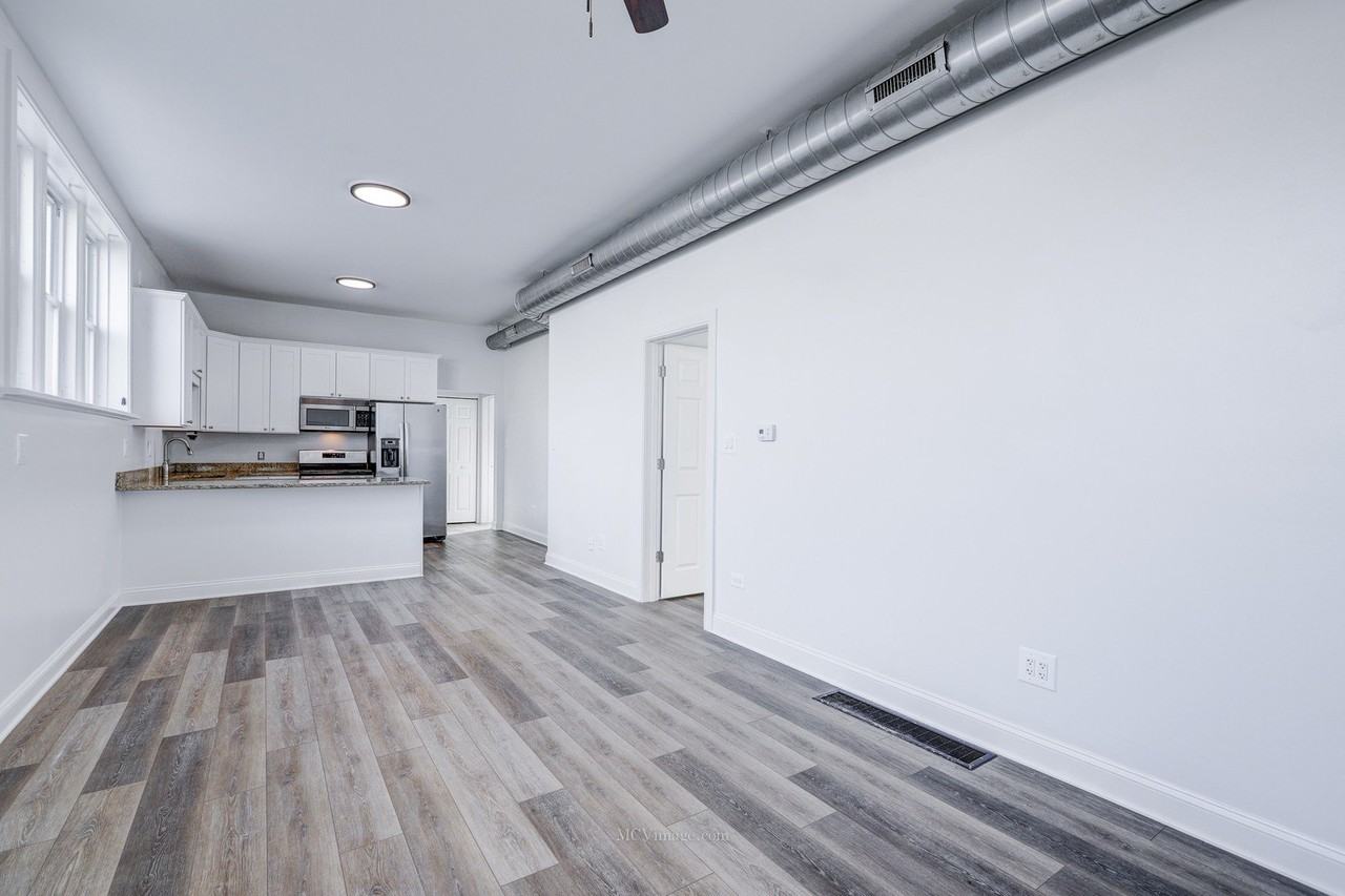 224 Lemont St Unit 5 - Photo 5 of 21