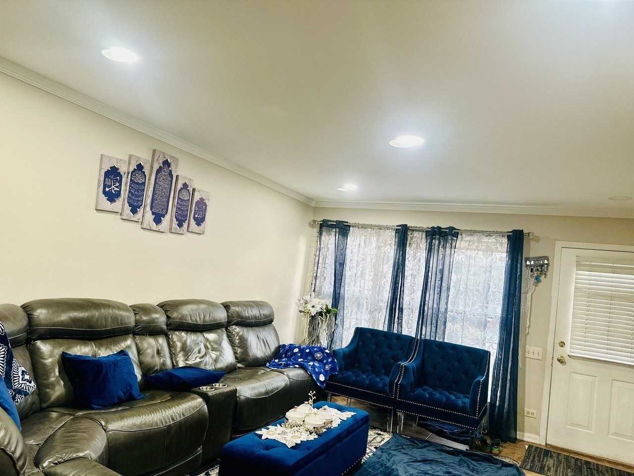 225 Port Royal Cir Unit 225 - Photo 2 of 10