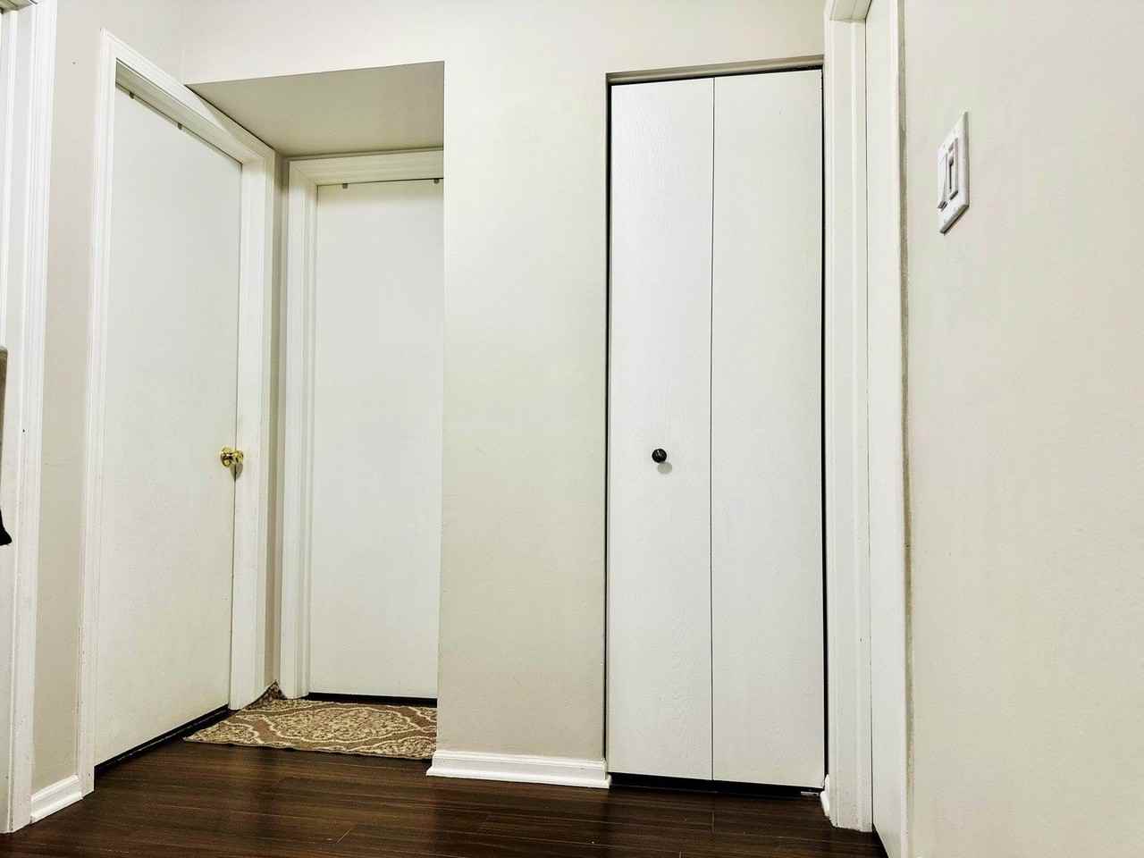 225 Port Royal Cir Unit 225 - Photo 7 of 10