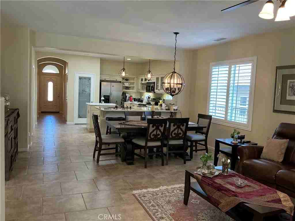 8837 Hollyhock Ct - Photo 3 of 13