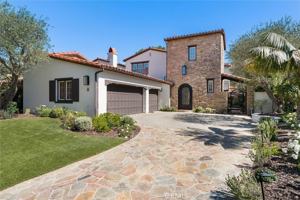 featured image of 6 Castellina Dr