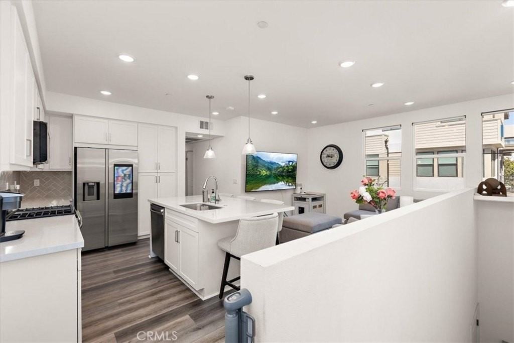 11063 Wander Dr - Photo 2 of 28