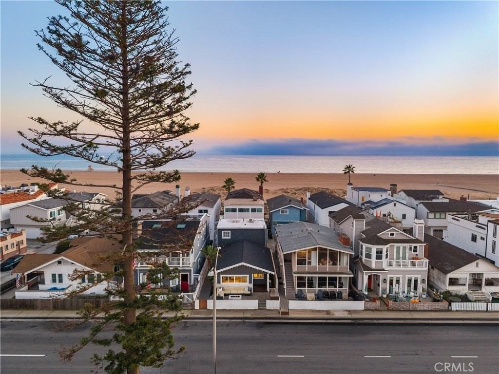 121 E Balboa Blvd - Photo 2 of 22