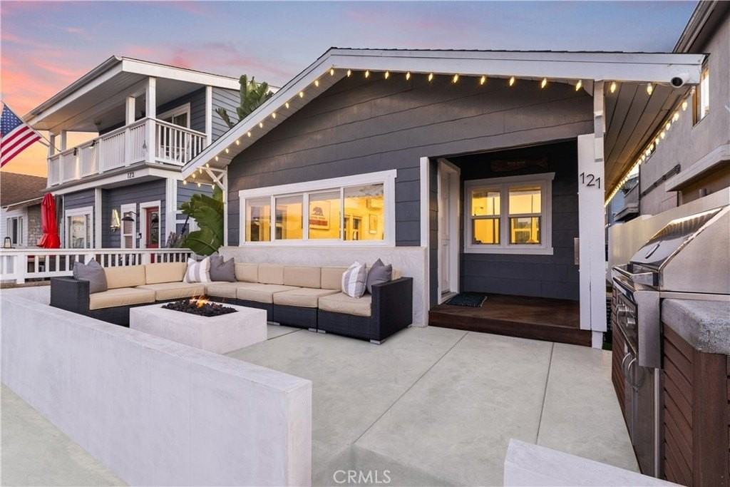 121 E Balboa Blvd - Photo 6 of 22