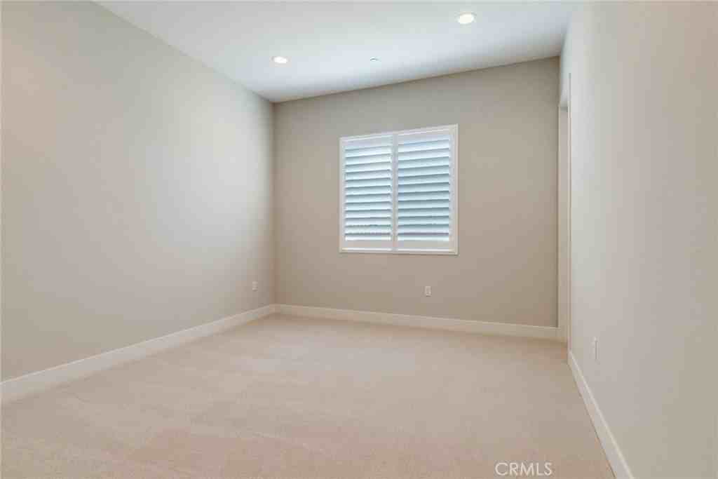 6548 Canyon Oaks Dr - Photo 4 of 26