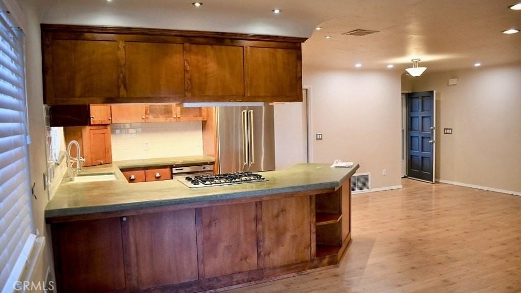 1170 Patricia Ln - Photo 6 of 25