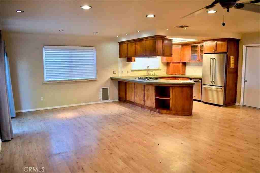 1170 Patricia Ln - Photo 7 of 25