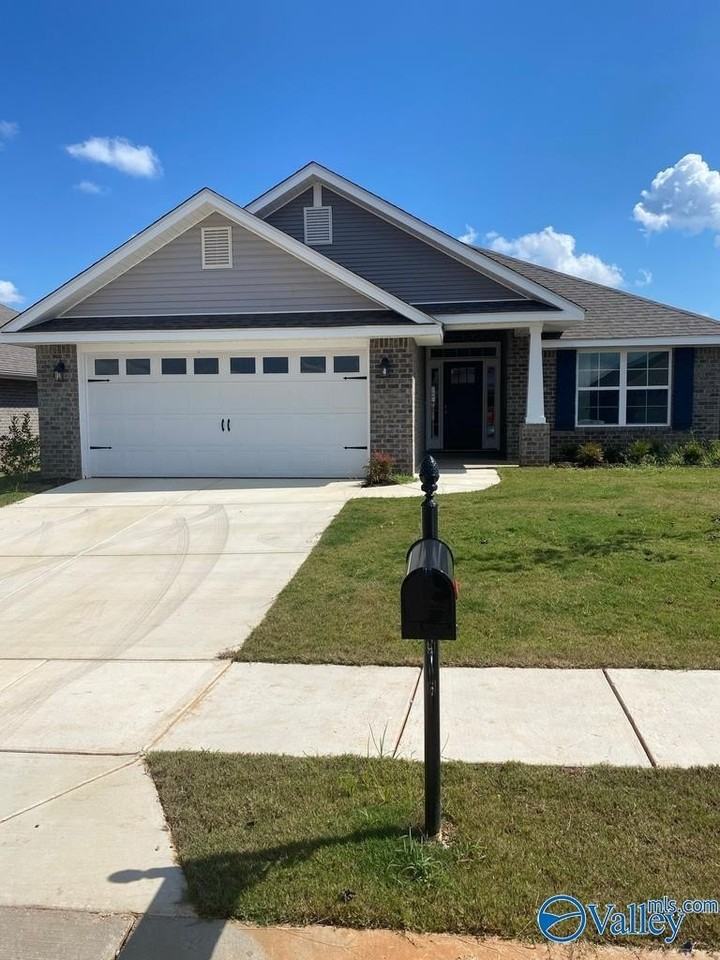 121 Sorrelweed Dr