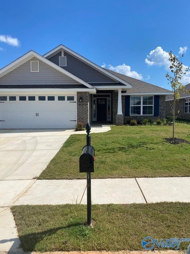 121 Sorrelweed Dr - Photo 2 of 33