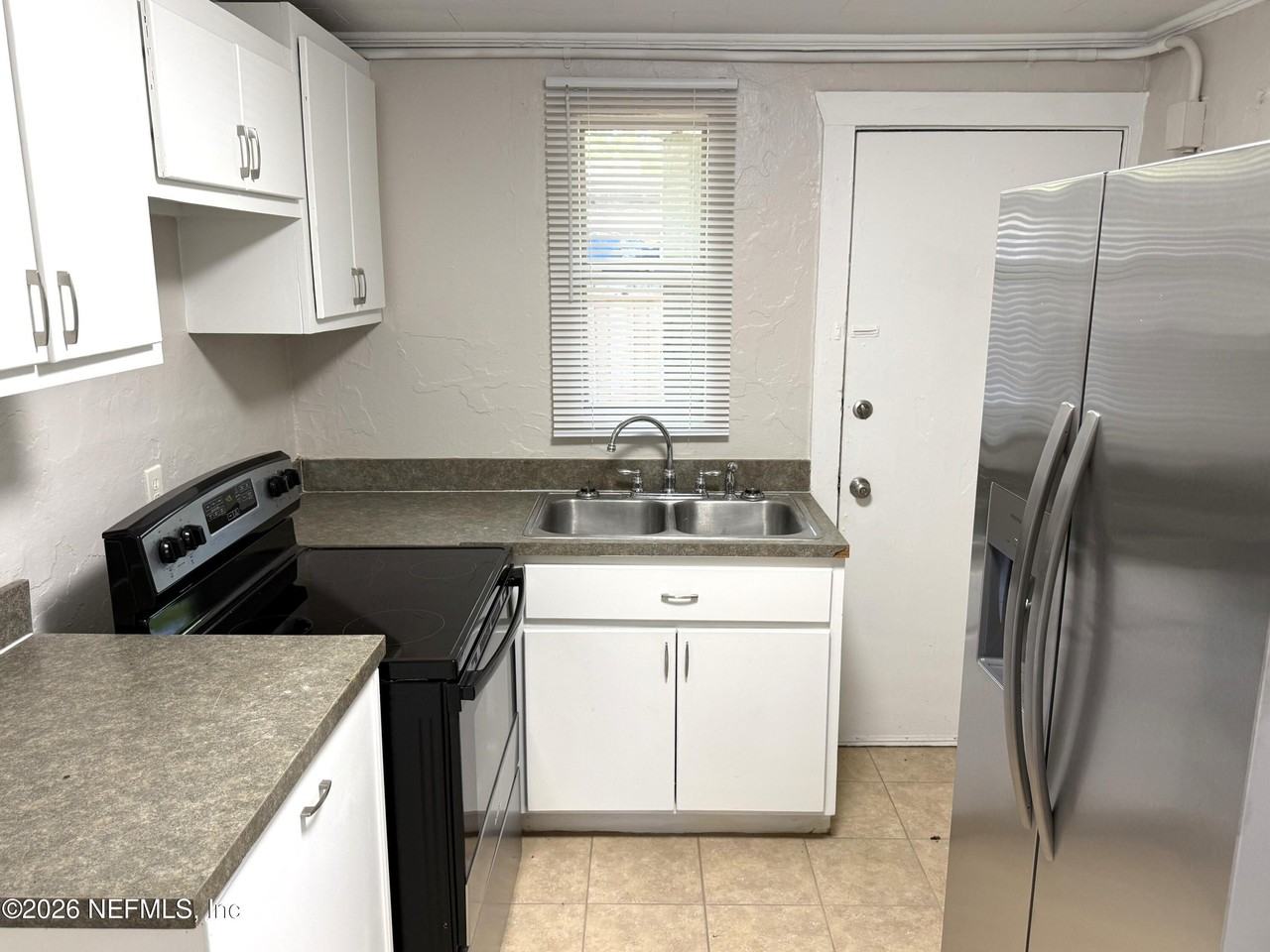 5616 Atlee Ave - Photo 2 of 8