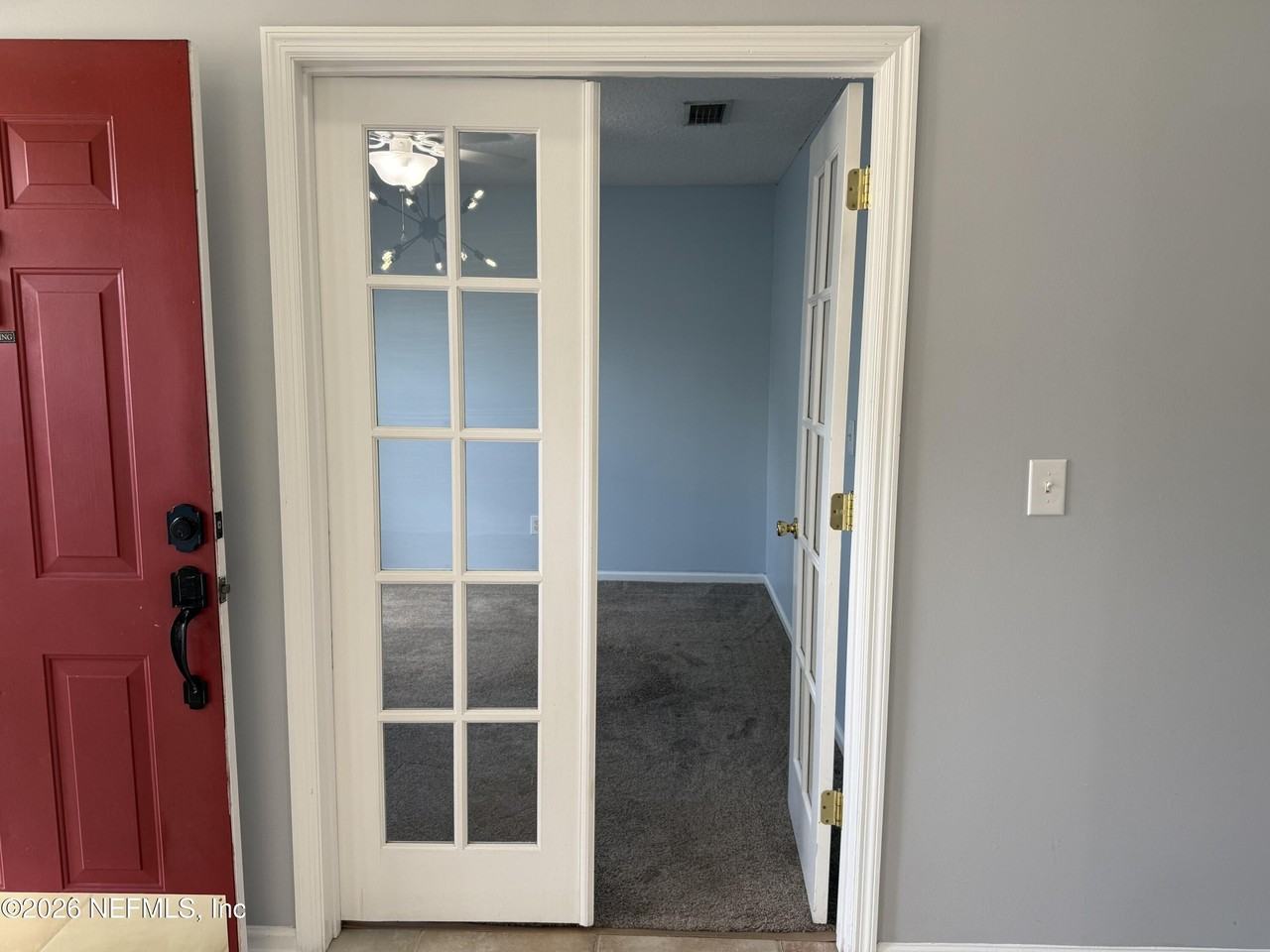 12205 Madison Creek Dr - Photo 6 of 26