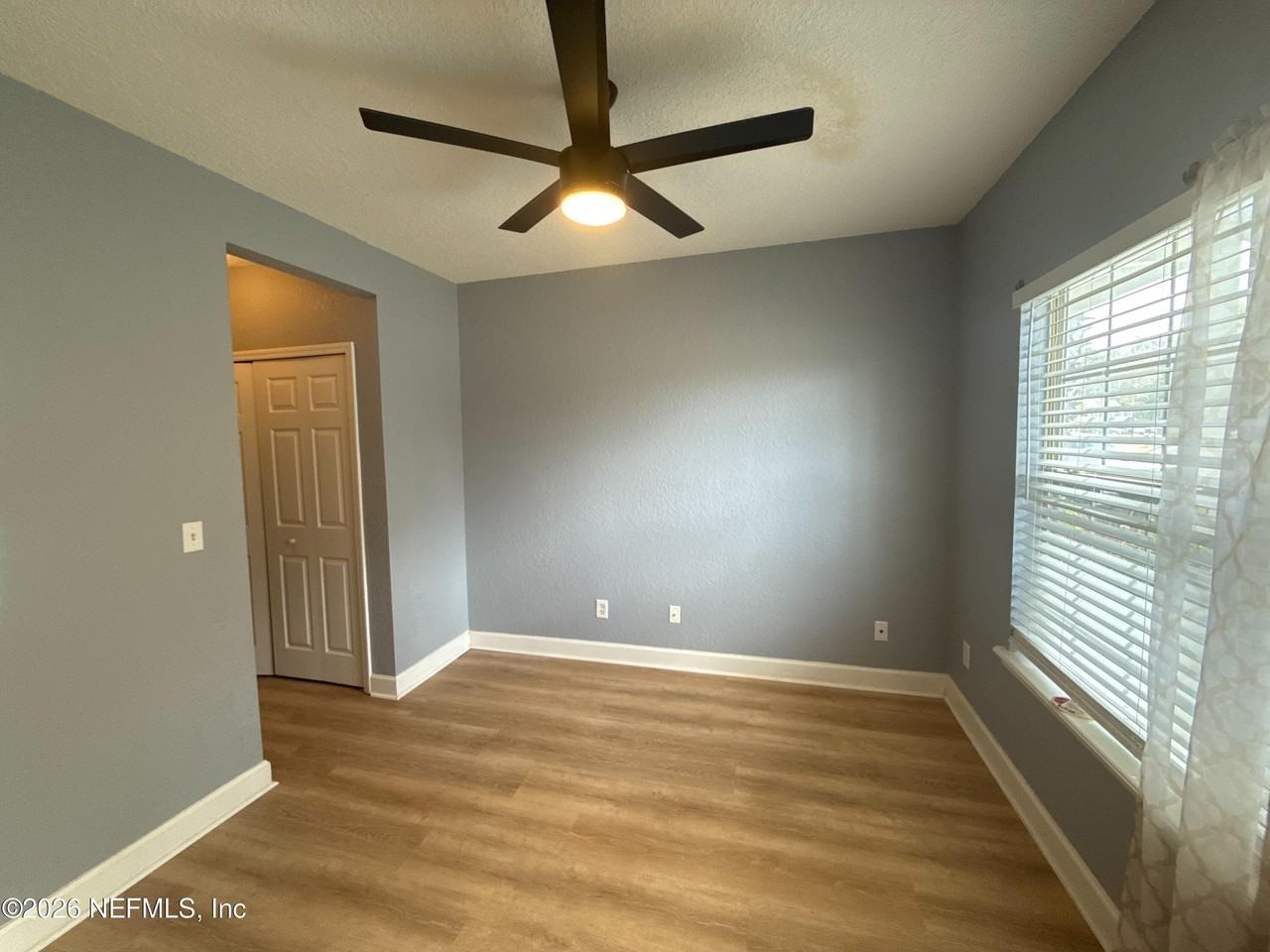 1819 Lago Del Sur Dr - Photo 2 of 17