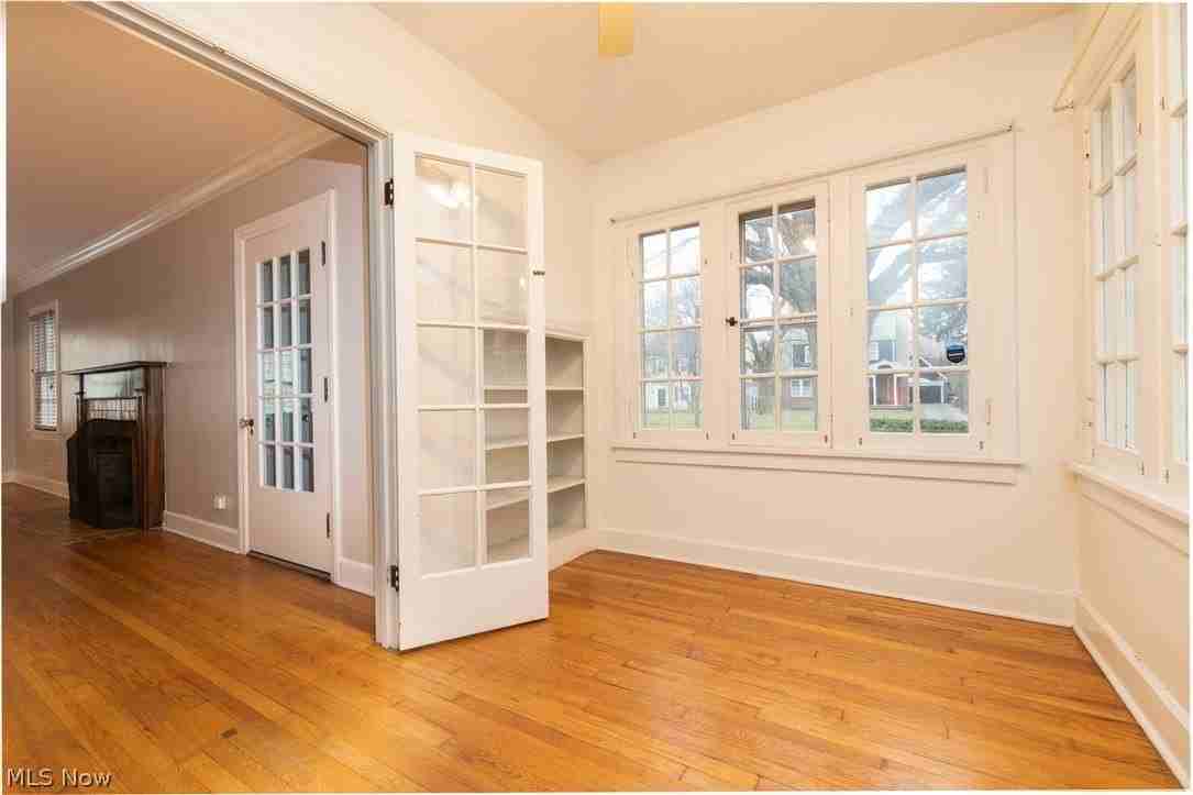 3350 Avalon Rd - Photo 6 of 31