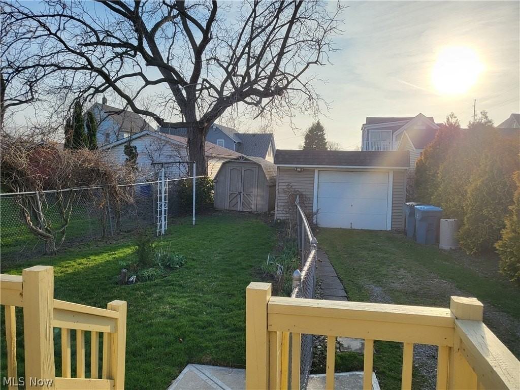 108 Arizona Ave - Photo 5 of 18