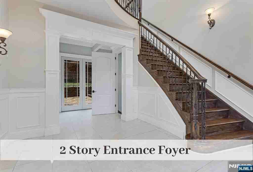 230 Hillcrest Rd - Photo 3 of 50