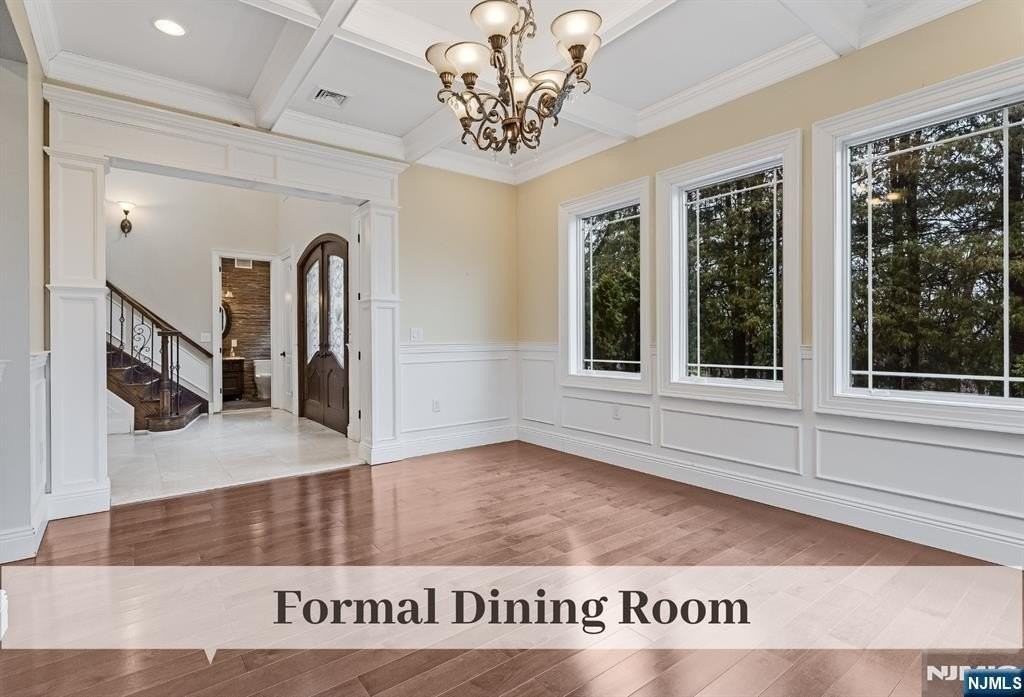 230 Hillcrest Rd - Photo 4 of 50