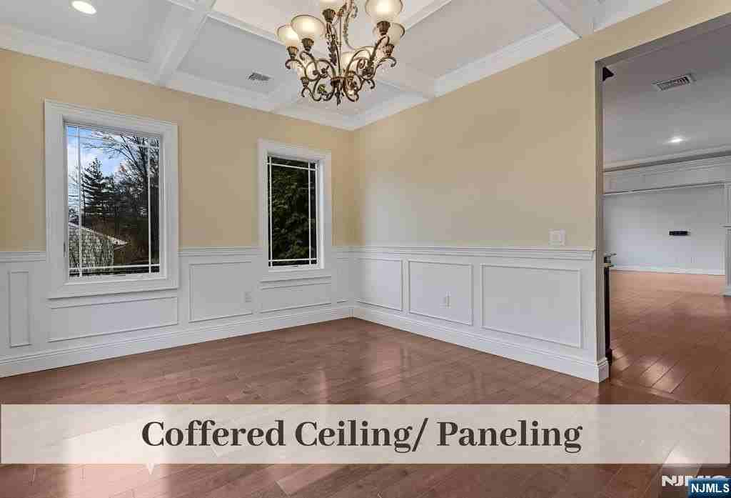 230 Hillcrest Rd - Photo 5 of 50