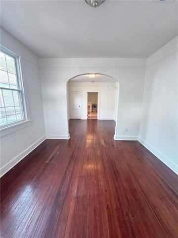 1221 Poland Ave - Photo 3 of 13