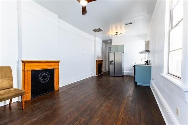 2534 General Pershing St - Photo 2 of 7