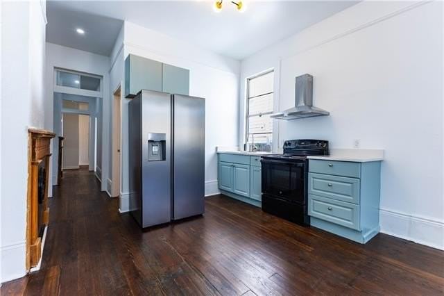 2534 General Pershing St - Photo 3 of 7