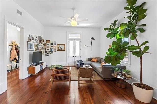 639 Desire St - Photo 6 of 37