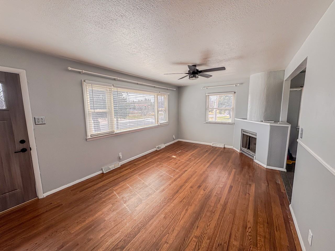 702 Melton St #1 - Photo 3 of 15