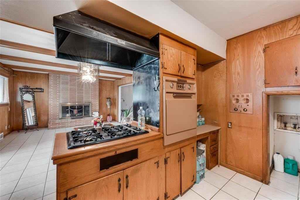 821 N Hampton Rd - Photo 5 of 11