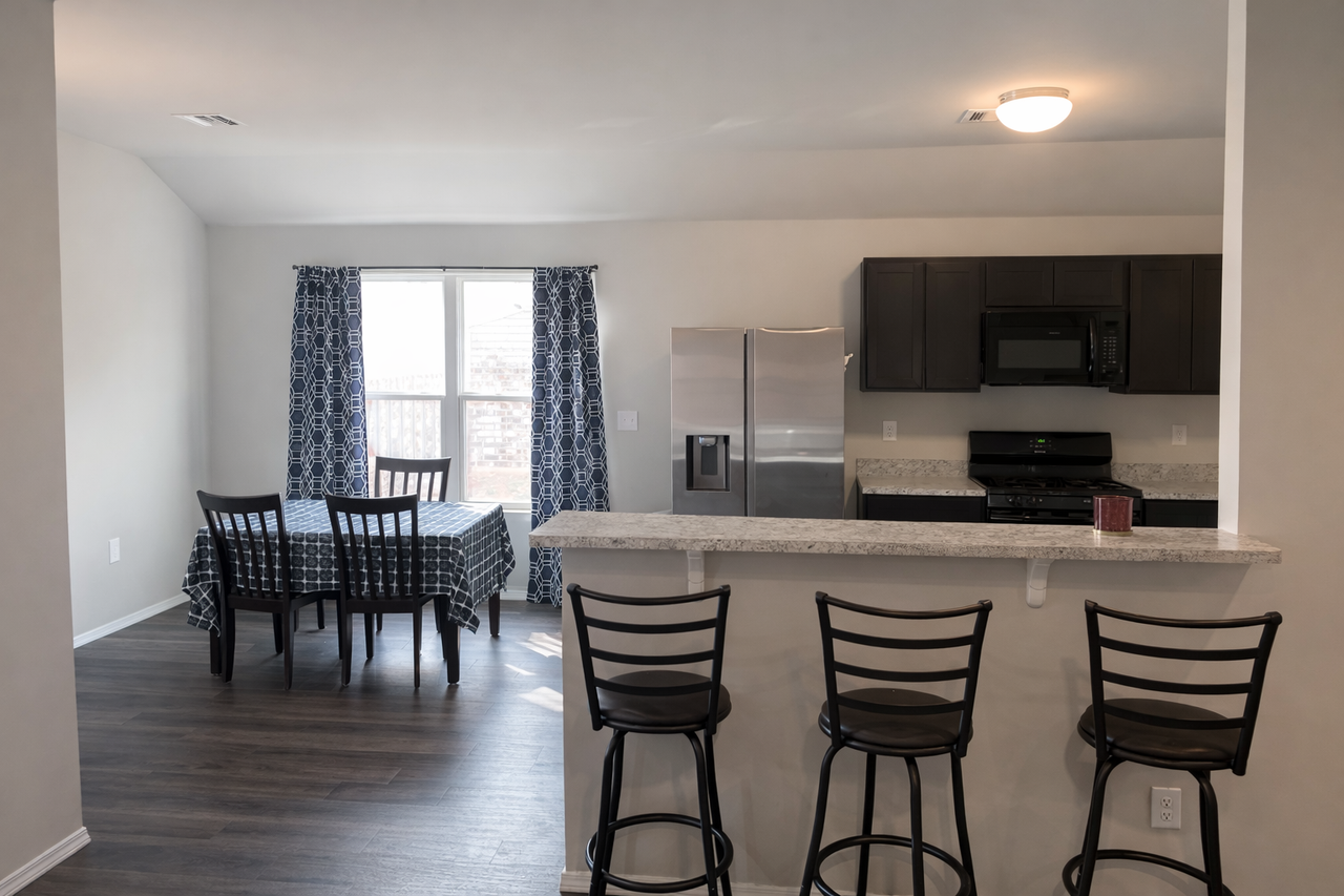 1308 Isabella Dr #1 - Photo 3 of 10